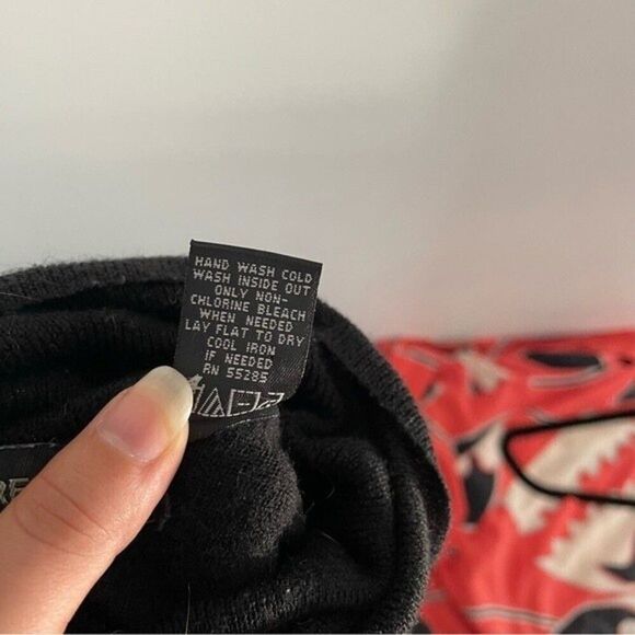 Express sweater womens black merino wool turtleneck sweater medium - Picture 8 of 9